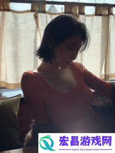 一边下奶一吃敷面膜视频60分钟火出圈：新时代妈**操作-网友直呼内卷巅峰！
