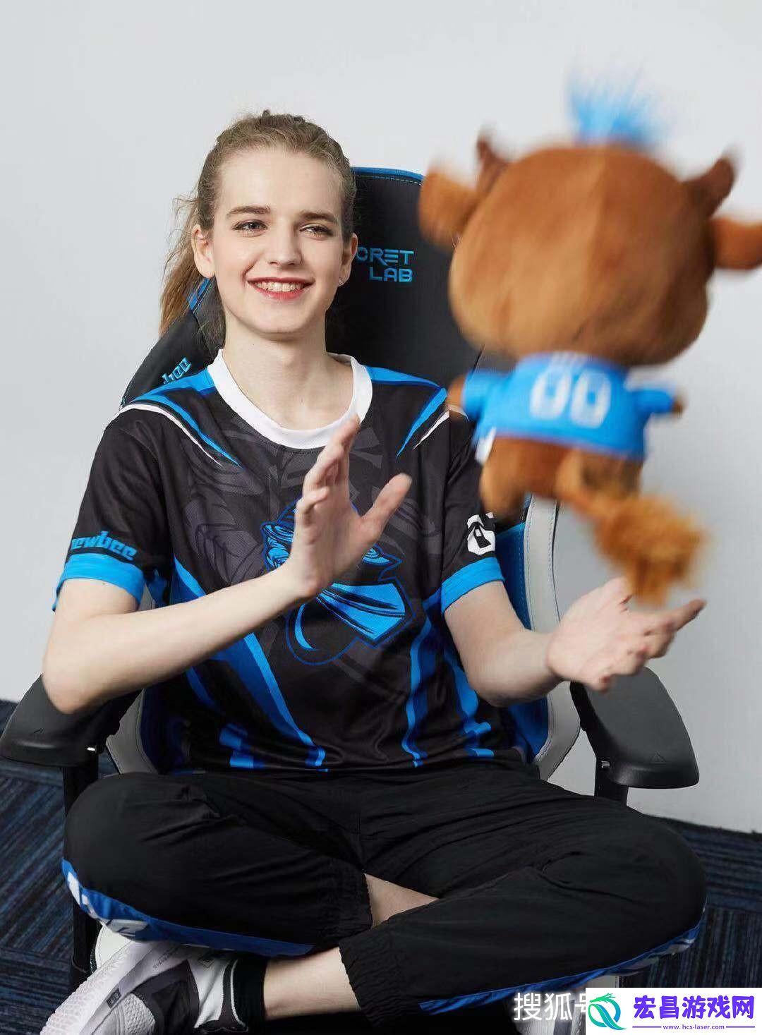 “俄妹CSGO”