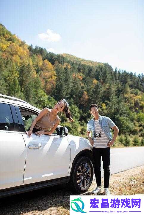 我夫妻俩和朋友夫妻自驾游