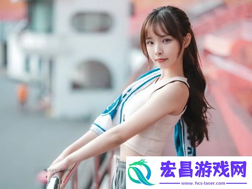 青青河边草中文字幕mv爆火！全网跟唱，网友直呼：好像回到了那个年代！
