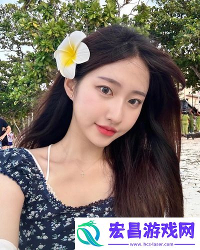 靠一面膜胸口一面吃下部位片段爆红，网络热议：是解压神器还是养生新招？