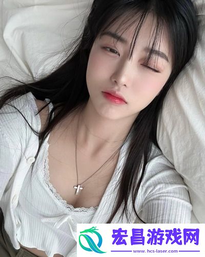 91在线**精品㊙️入口污鱼全网刷屏，网友：进这个入口，简直像掉进快乐海洋！