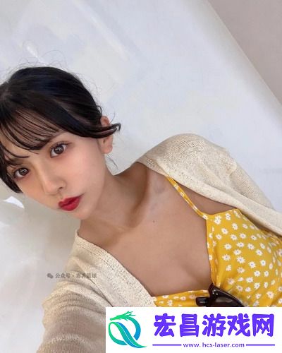 日本夫妻二人一起入住酒店，网友大呼羡慕：原来爱情就该这么甜！