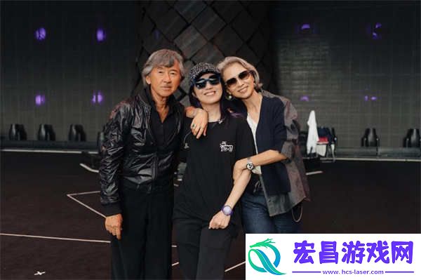 杨千嬅北京新工体开唱