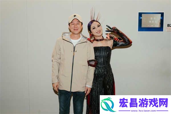 杨千嬅北京新工体开唱
