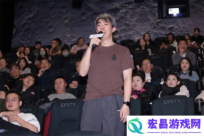 幸运阁导演申奥滕丛丛助力大学同学首映