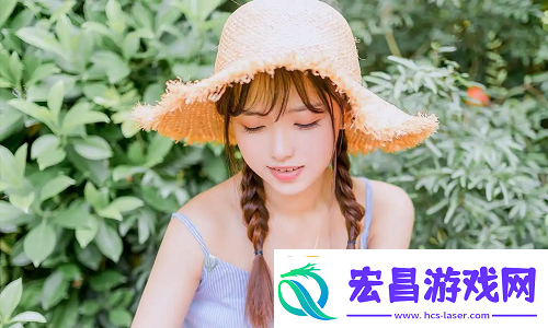 中午妈妈在厨房做饭带着母亲的爱与情感