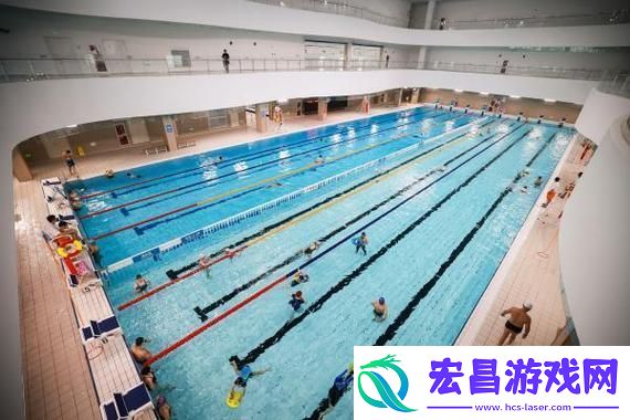 游泳池的特殊待遇2