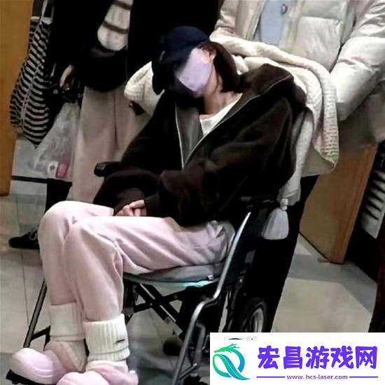 刘大锤曝赵露思患抑郁症后赵露思爸爸报平安