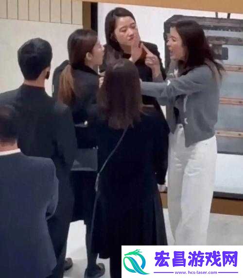 戴璐婚房露脸