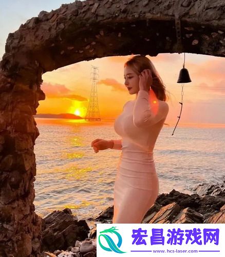 含羞草免费观看电视剧的背景故事火出圈！网友直呼：背后的剧情比正片还精彩！