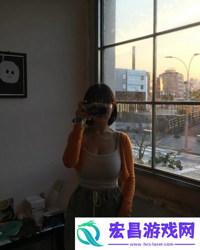 免费观看已满十八岁电视剧掀起风波，剧情热度爆表，网友笑哭：成年人必看！