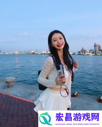 一面膜胸口一面吃下部位片段刷爆热搜，网友直呼：这画面让我不知所措！