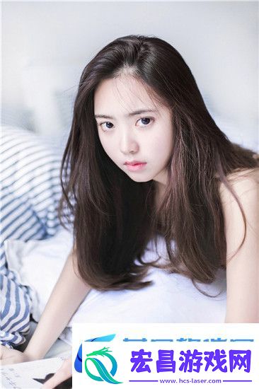 女被