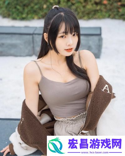 母亲开始慢迎迎合小心孩子的瞬间，网友直呼：这就是伟大的小细节！