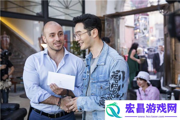 黄晓明回归中餐厅担任店长