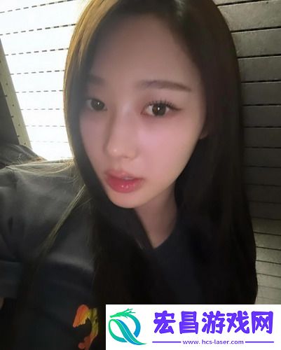 含羞草免费观看电视剧的背景故事：这部剧为何能在短时间内引起如此大的观众关注？