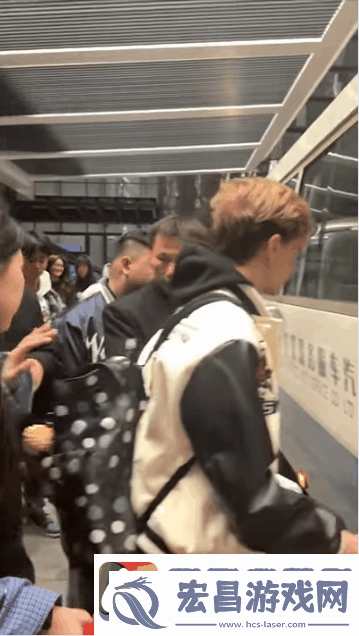 情比金坚——十图回顾m0NESY与NiKo的兄弟情深瞬间