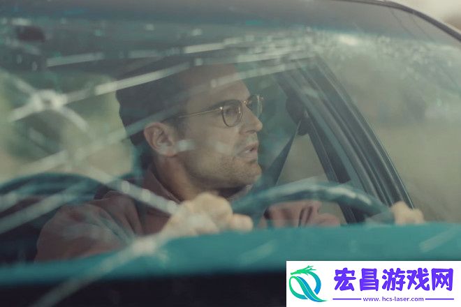 恐怖喜剧怪猴首曝红标预告