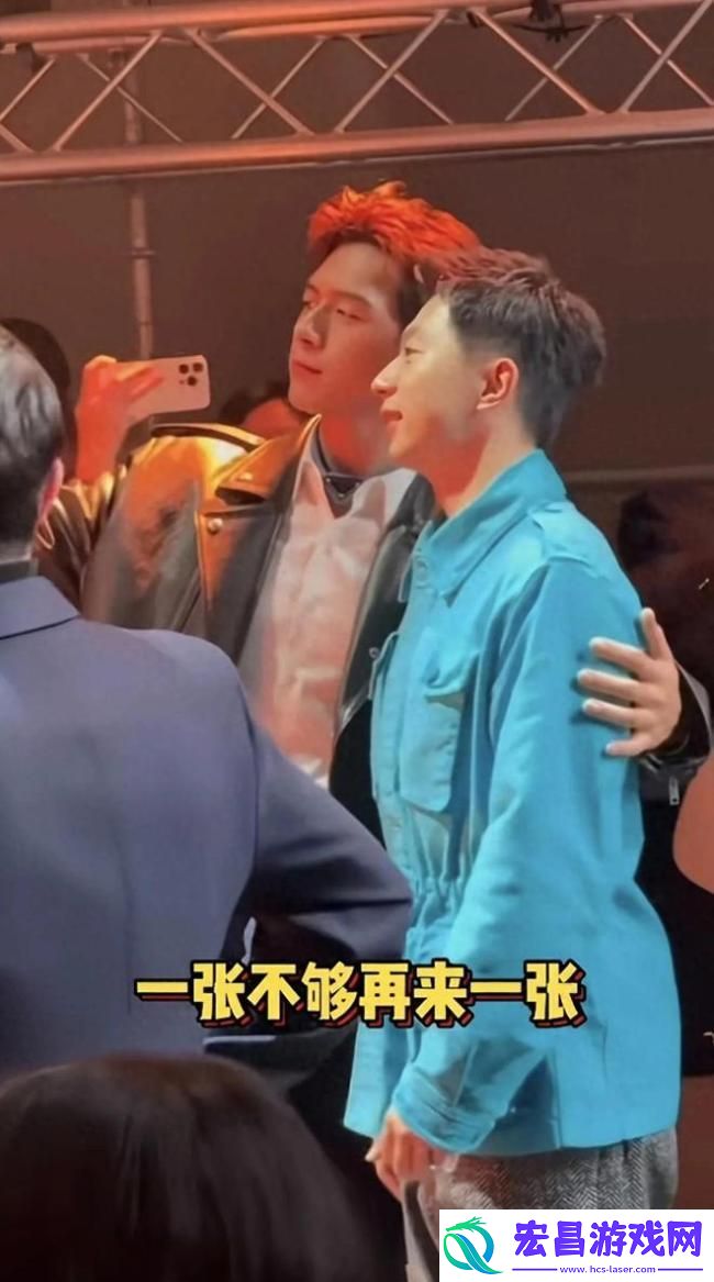樊振东又被摸脸了