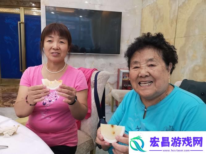 揭开Chⅰnese老太交grany背后的故事