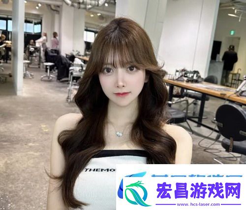 父亲有力挺送女儿的花园