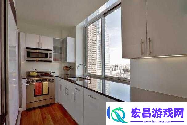 我想和你从厨房到阳台