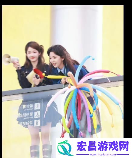 白敬亭章若楠录制节目