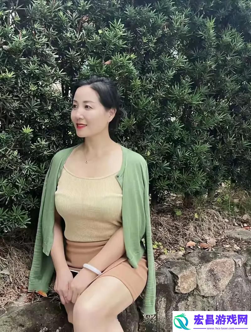 丰满的岳