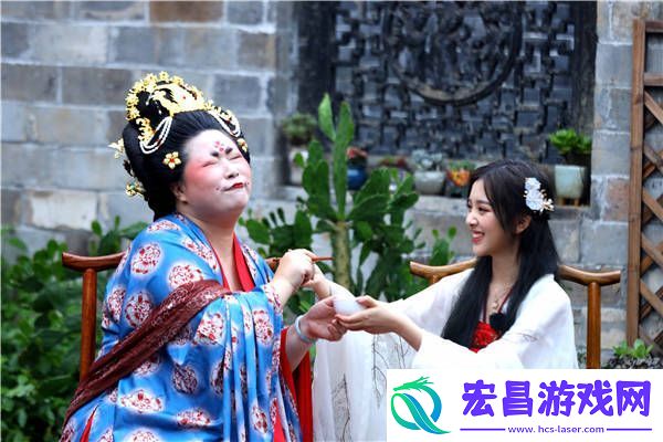 花样新世界范明张晨光搞笑模仿表情包