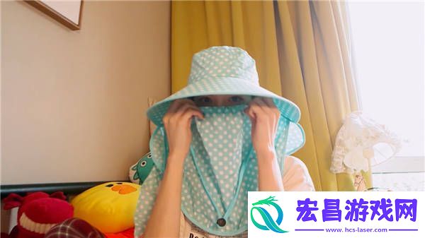 与张雨绮吃蜘蛛