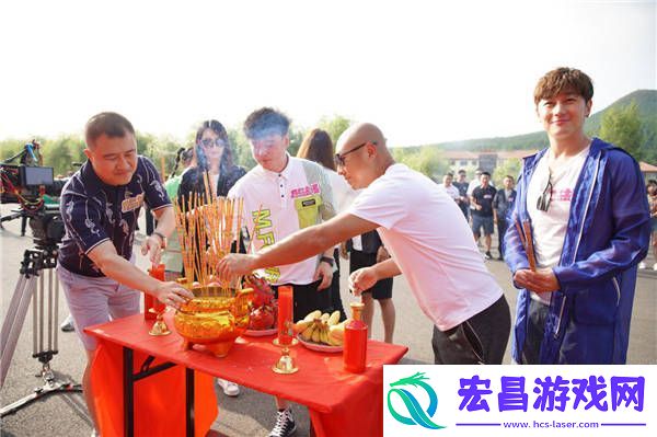疯狂主播之林海直播间开机