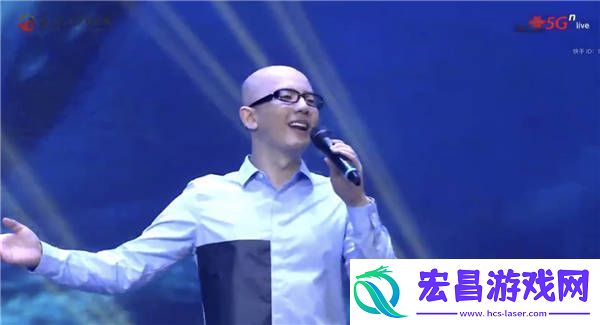 歌手平安“送欢乐下基层”