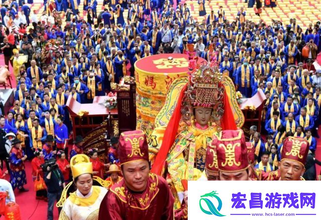 陈意涵邀你来福建逛城门看游神