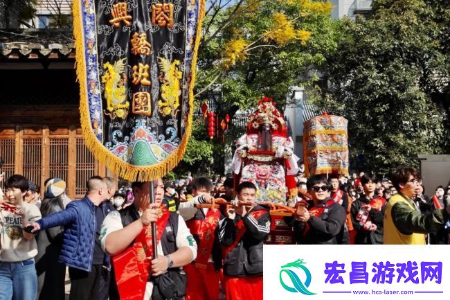 陈意涵邀你来福建逛城门看游神