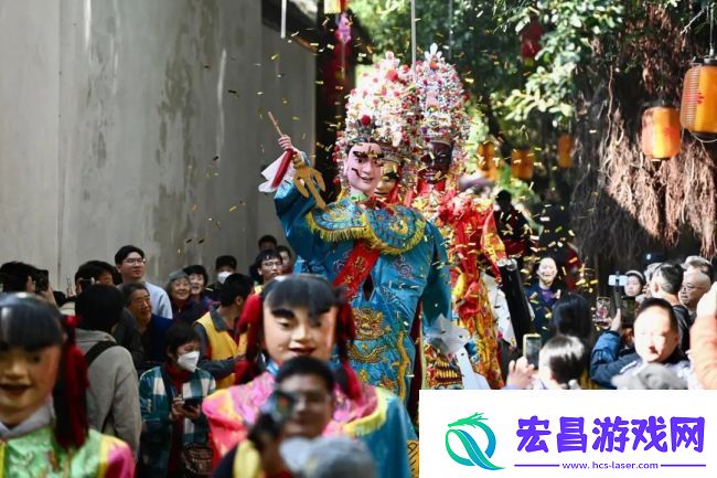 陈意涵邀你来福建逛城门看游神