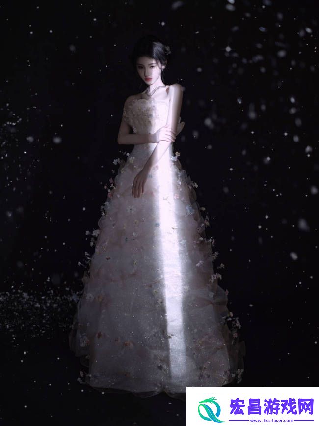 鞠婧祎元宵美照释出