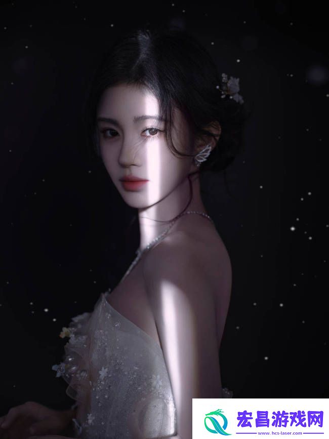 鞠婧祎元宵美照释出