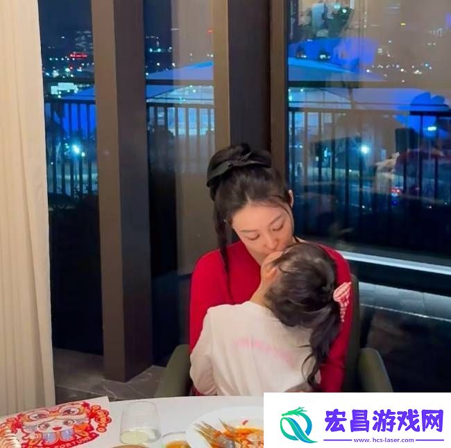宣云首次曝光女儿照片