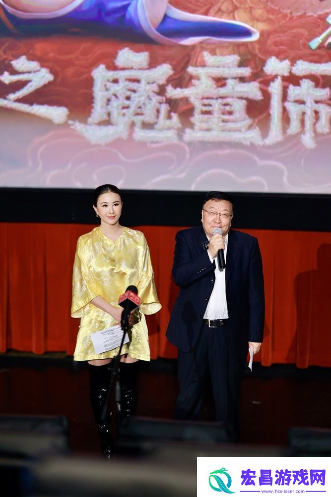 孟瑶双语主持哪吒2洛杉矶首映礼