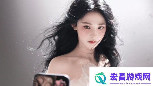 彭小苒穿白色纱裙似天使