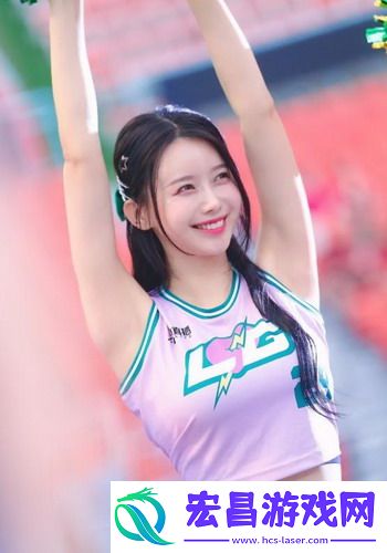 年轻漂亮的 子6 变身时尚新宠，网友：她简直是潮流的代名词！