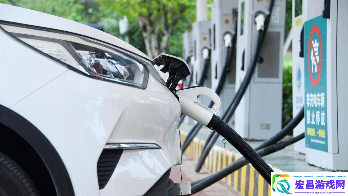 中国发电量破10万亿度