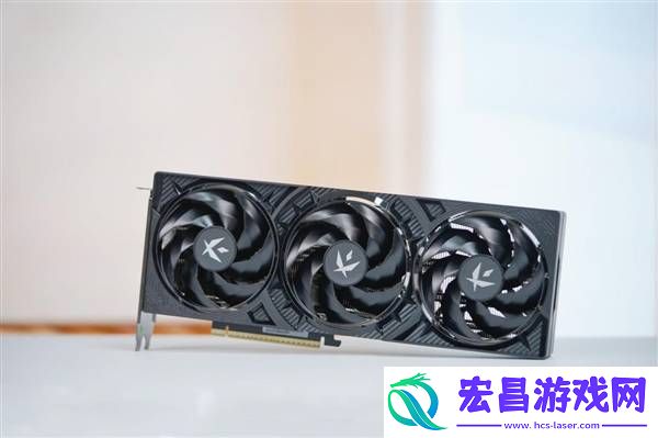 三折大扇叶！影驰RTX