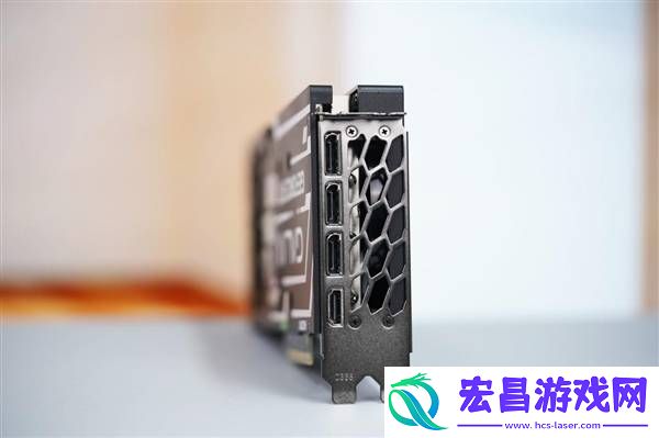 三折大扇叶！影驰RTX