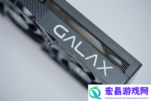 三折大扇叶！影驰RTX