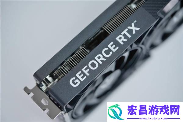 三折大扇叶！影驰RTX
