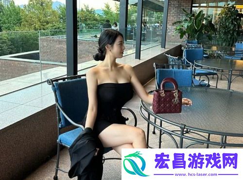 国产女VA88的魅力与发展潜力引领潮流，网友称其为“新一代的声音女神”！
