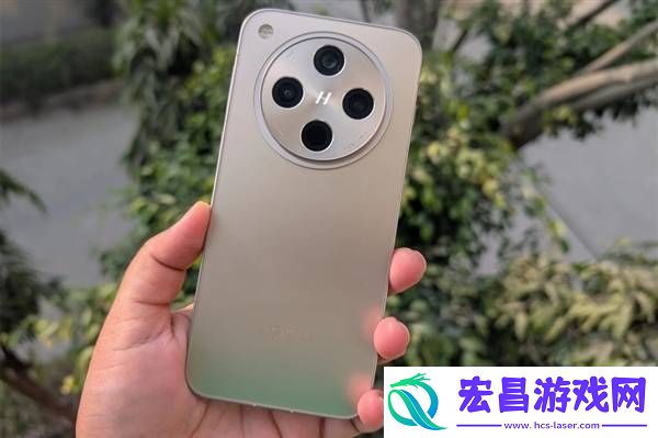 Find-X8-Ultra曝光