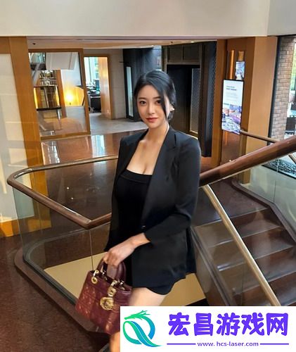 成品ppt网站大片夜幕：如何在夜幕下绽放创意与灵感